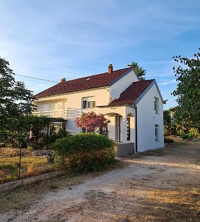 Apartment Brigitte Врси Экстерьер фото